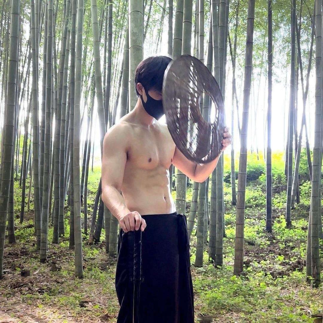 吴力哇