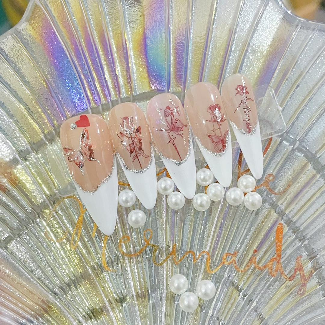 丑丑美甲