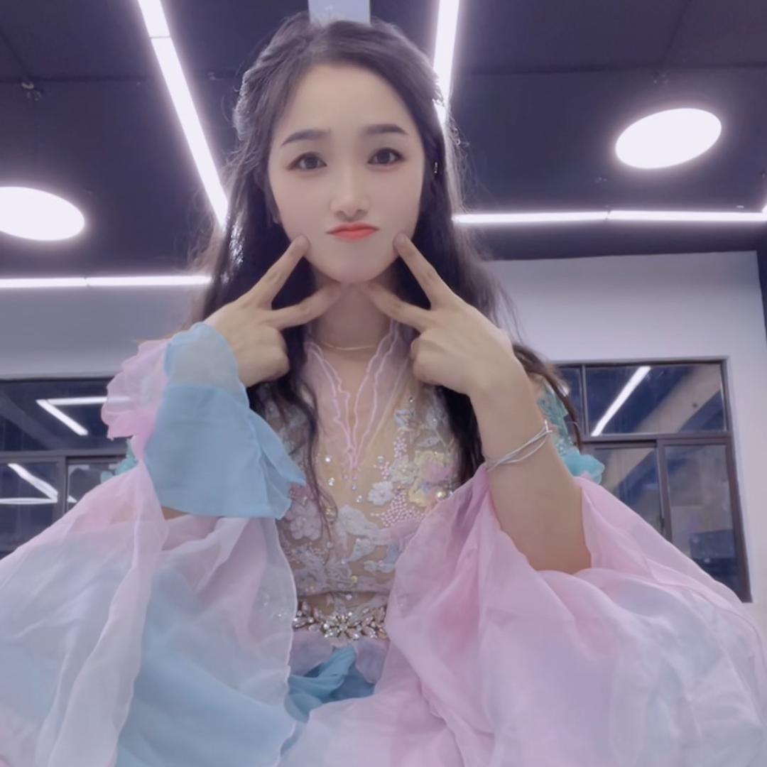 玉环林闹闹