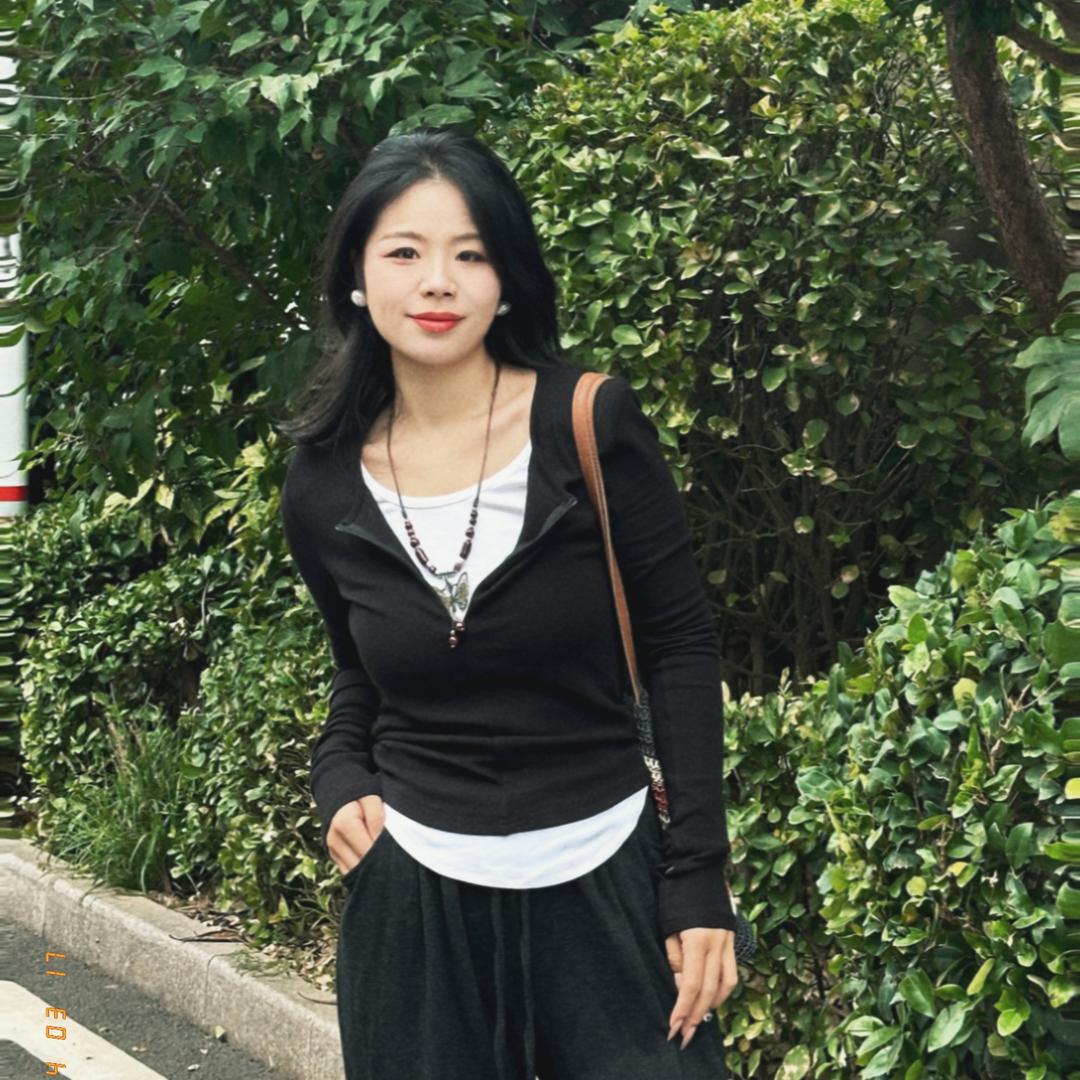 展逯商贸悦悦