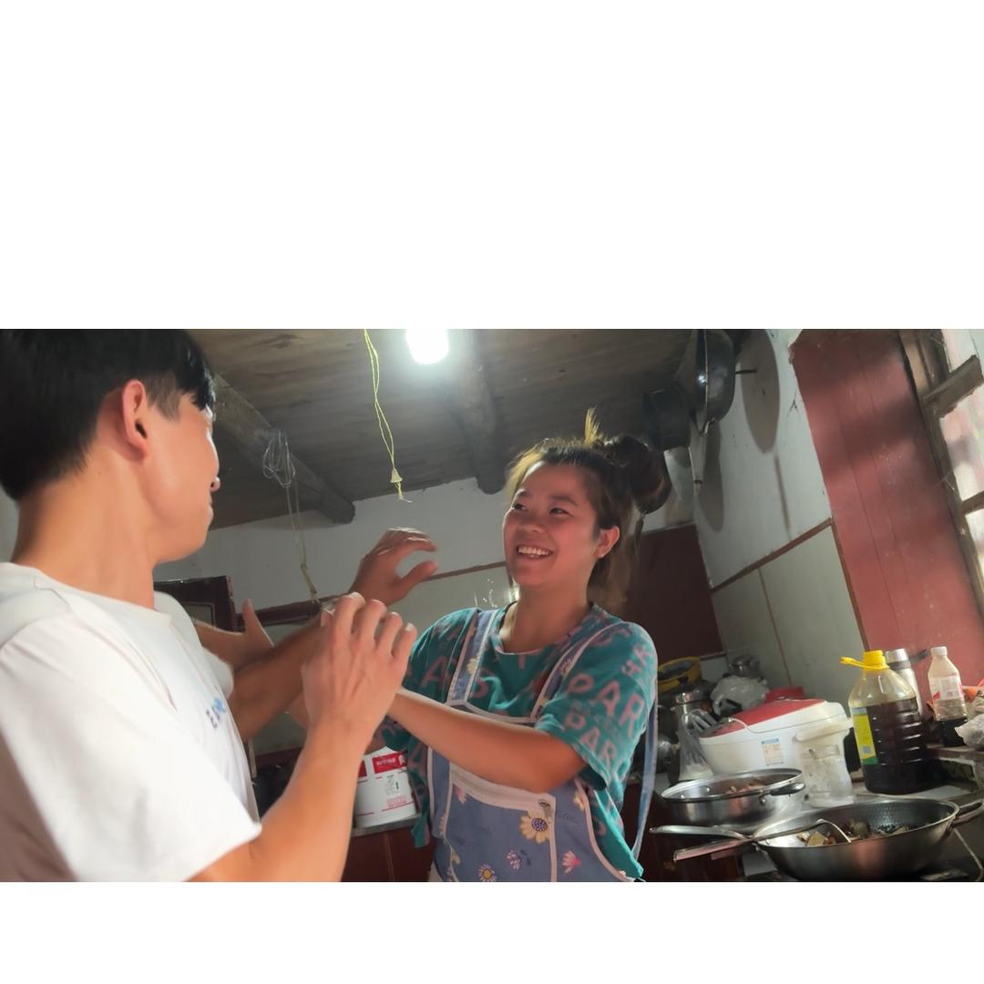 杨姜方