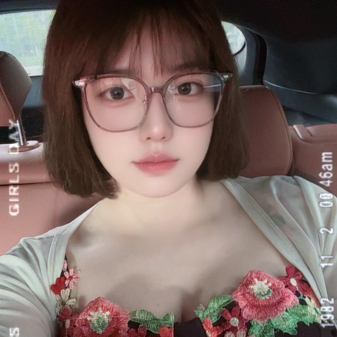 清清(⑉• •⑉)