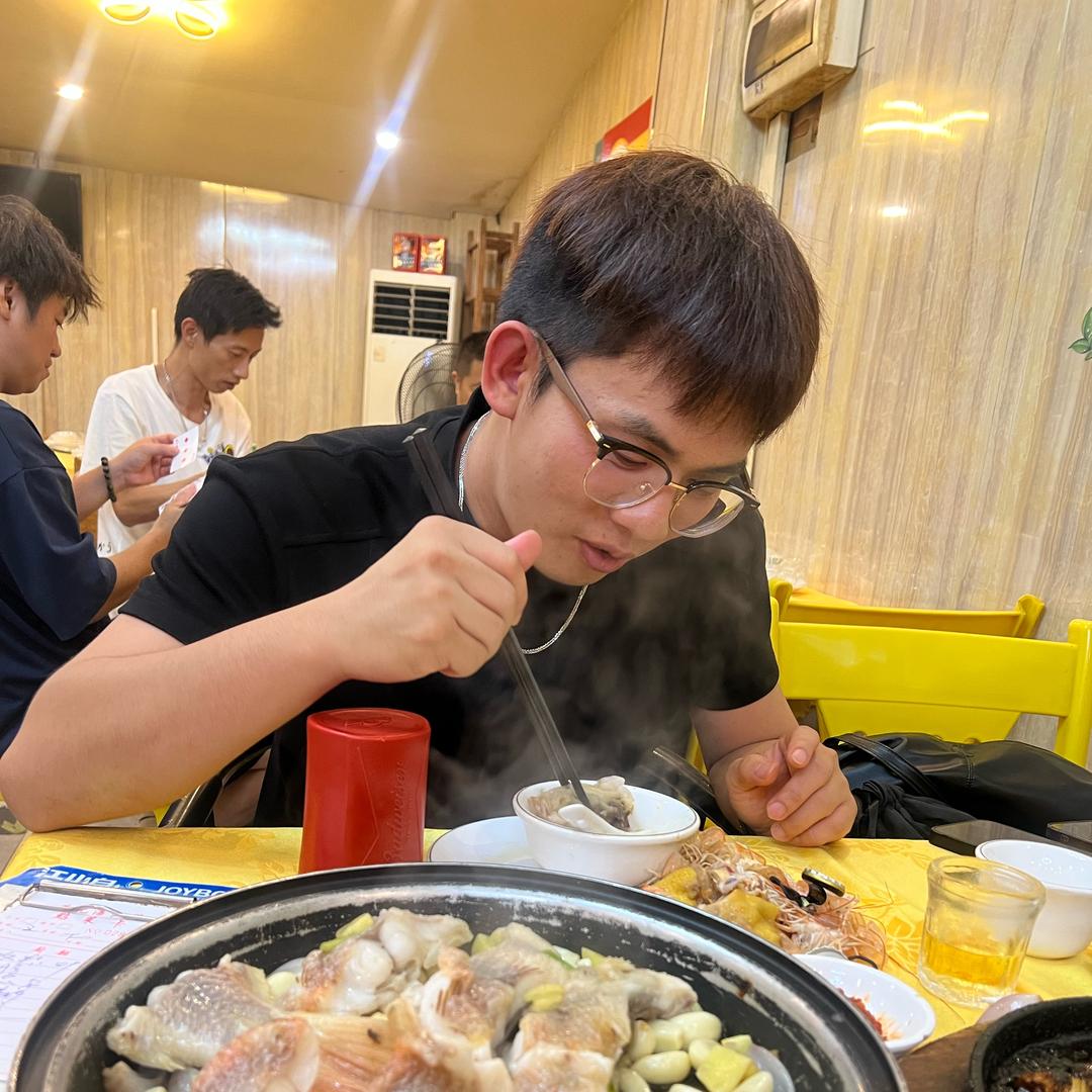 广州阿达手机维修（上门回收二手机）