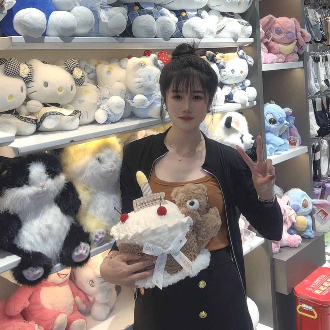 杨闪闪🍼