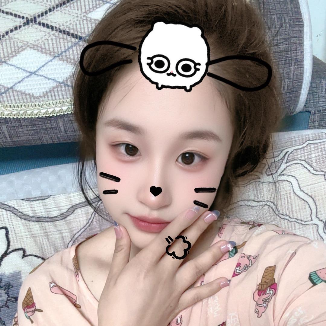 温馨化妆师小慧