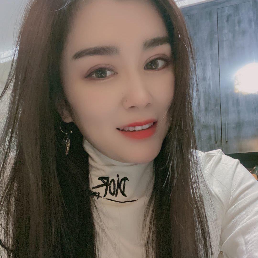 莫然然