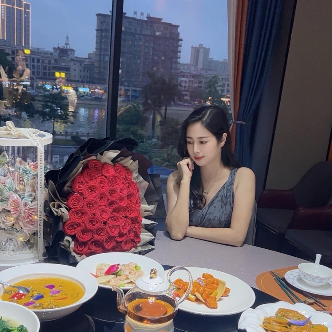 金汇湾，凤梨