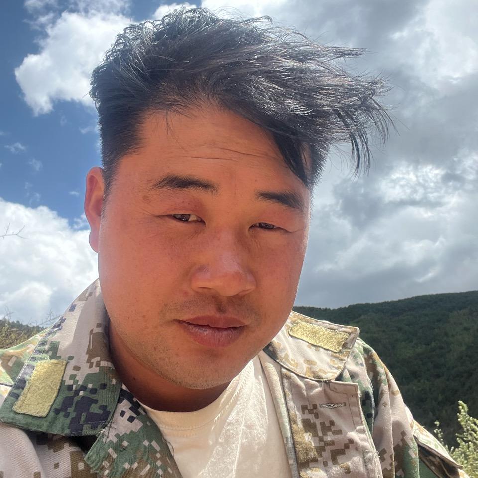 桦秋哥认养土鸡