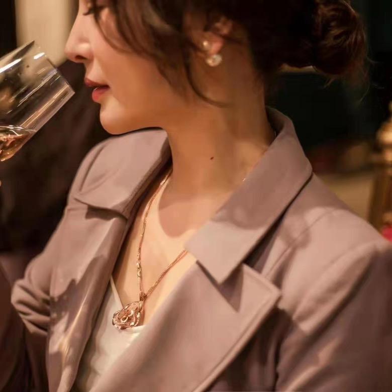 70后的小姐姐ཽ