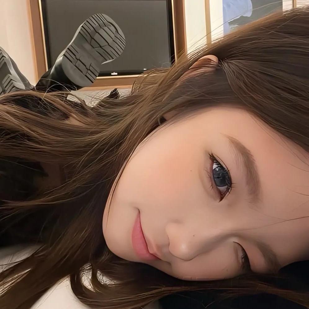 桐桐.