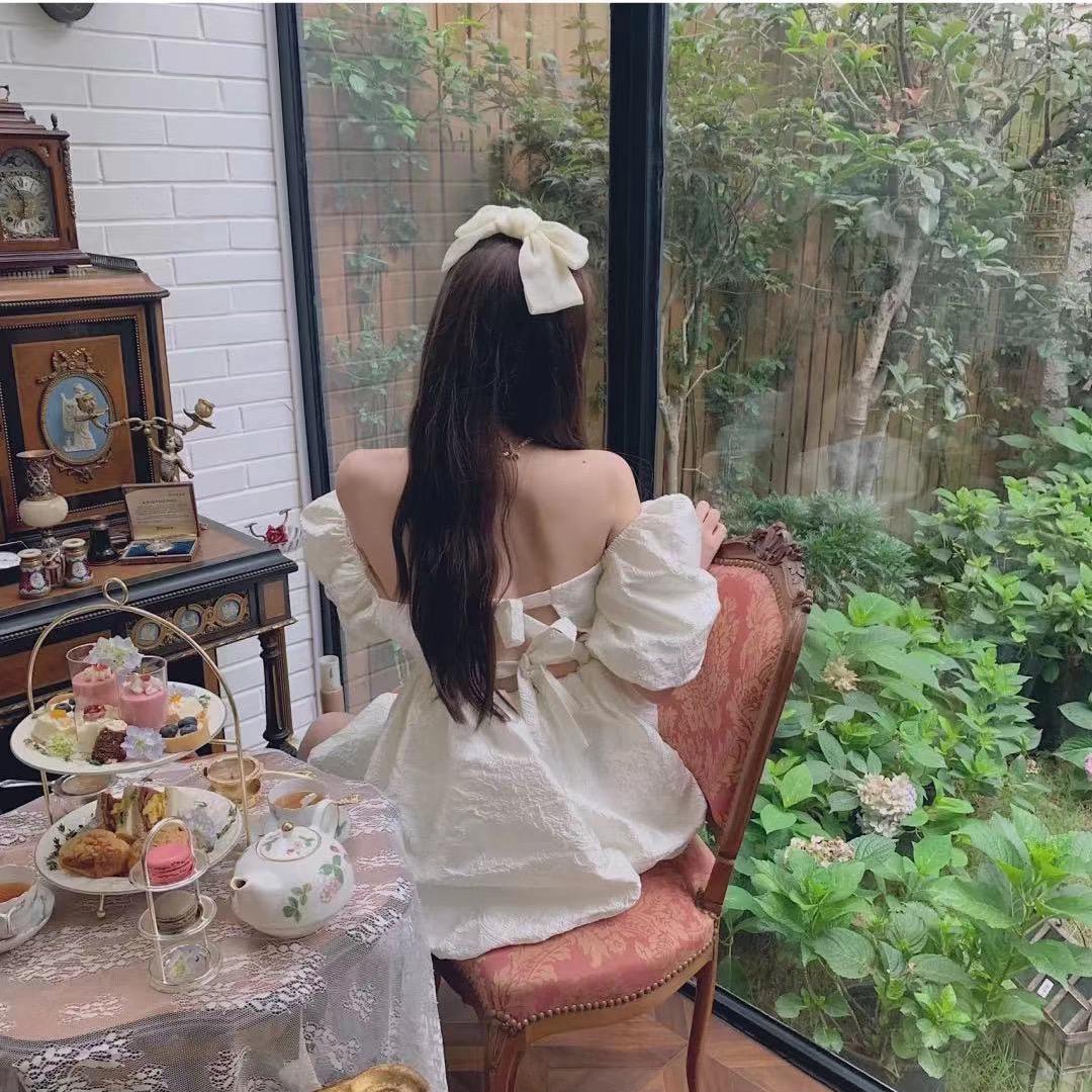 小虎牙的莉莉