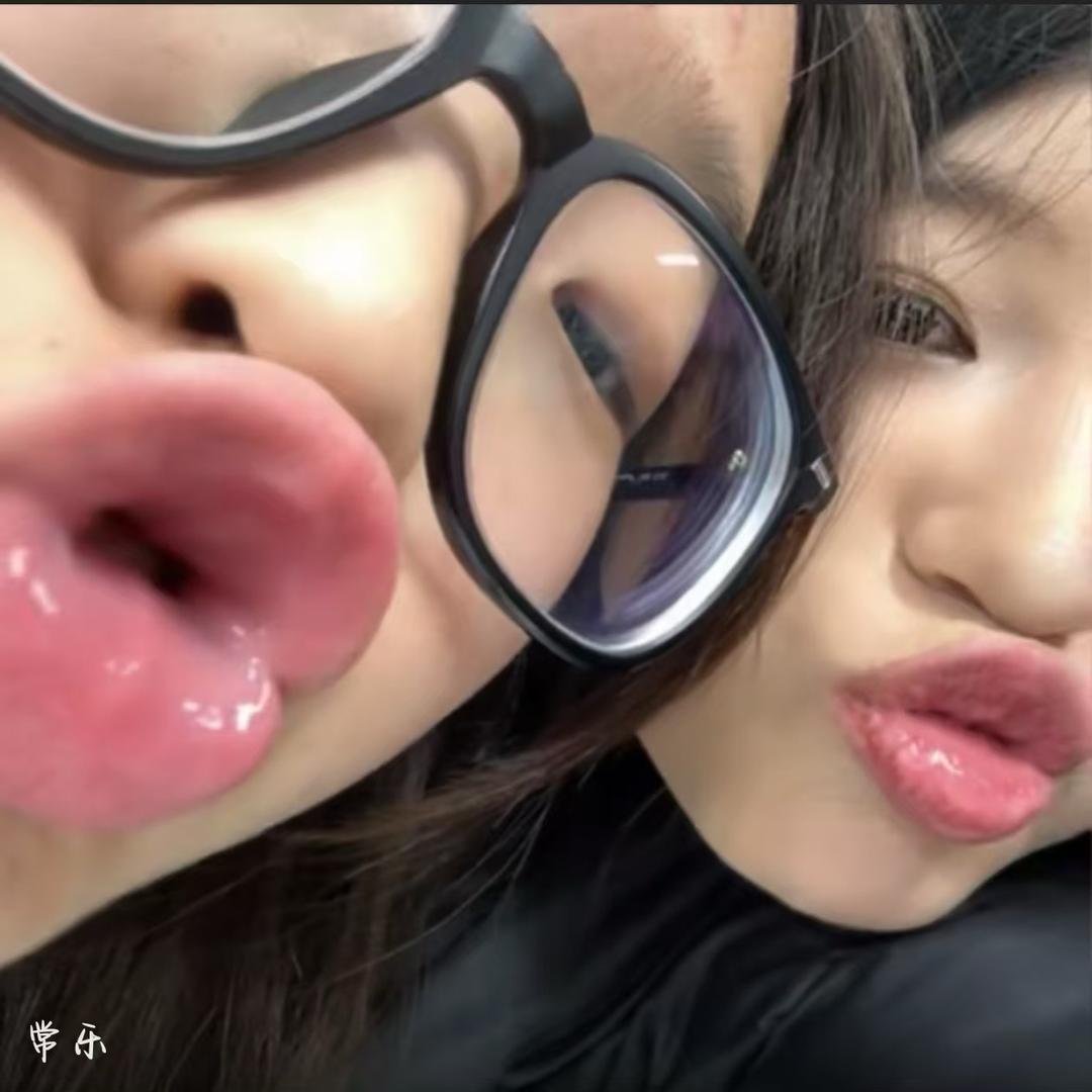 ฅ 小᳐婧酱᳐੭ﾞ