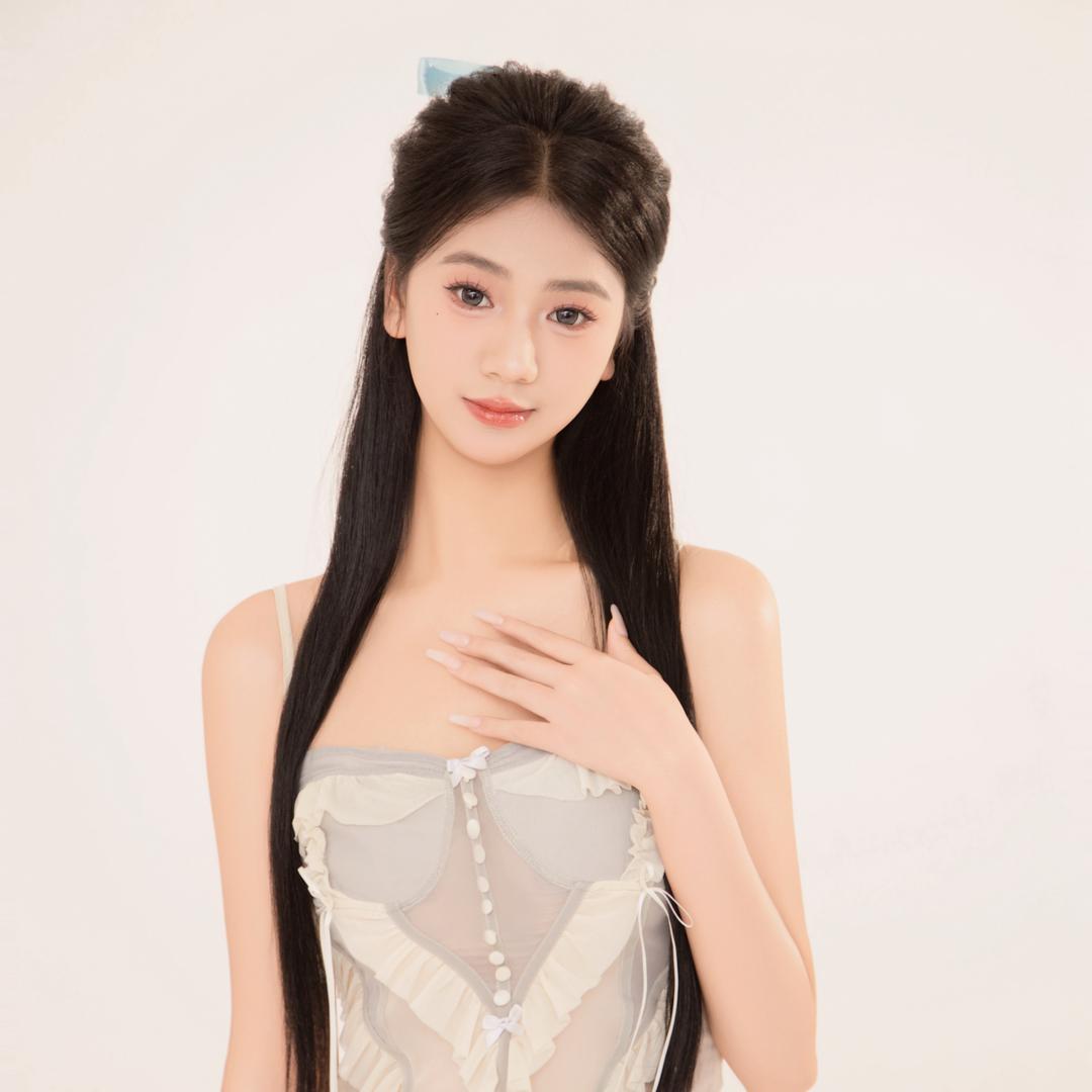 小雪呀۶•͈⚇•͈ა