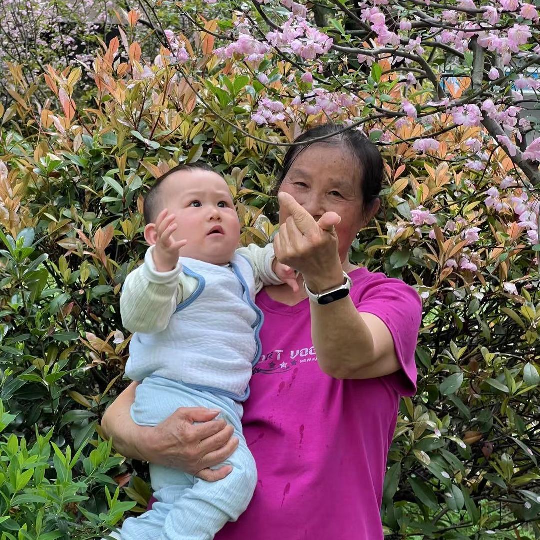 开心快乐的我