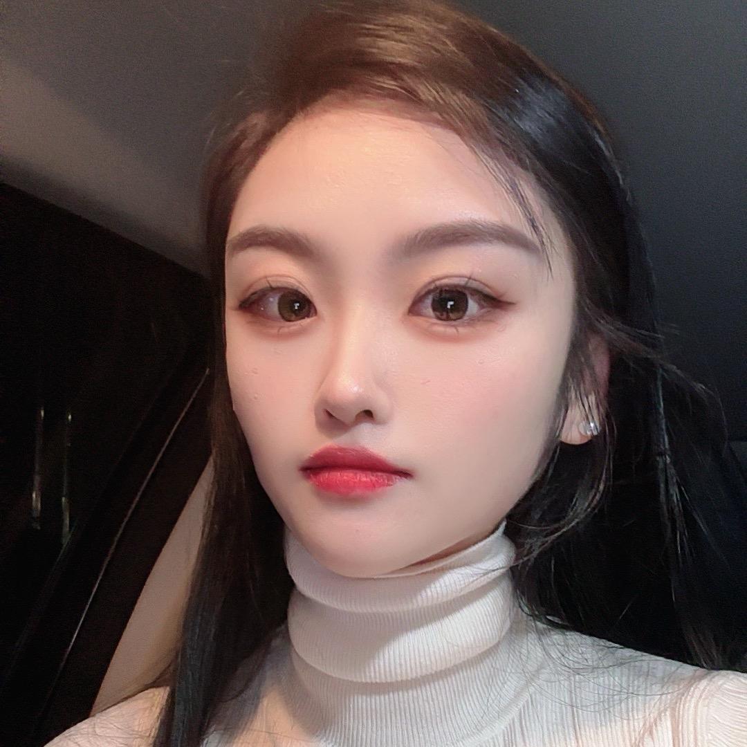 👧