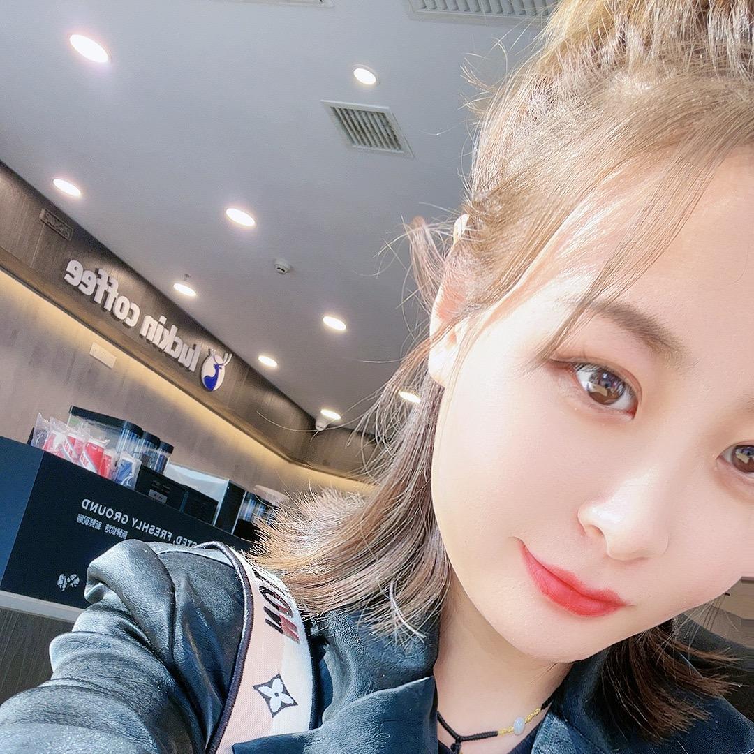 @媛花艺FLOWERS《外省🉑邮》