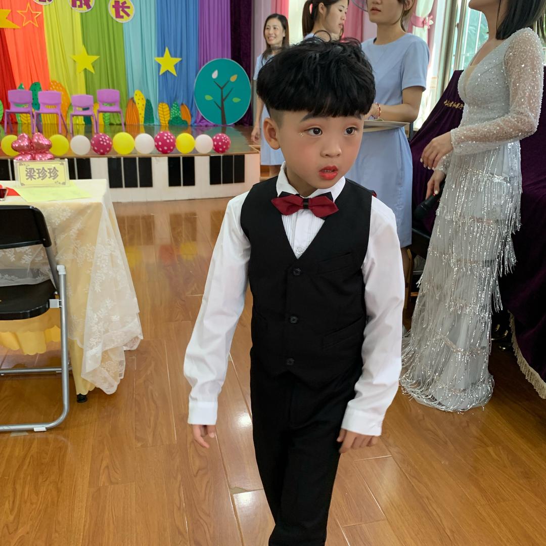 Jayden陈俊杰小可爱