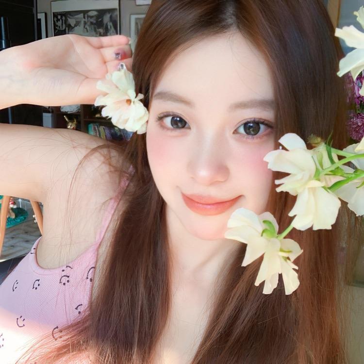 高冷的小丸子🍡