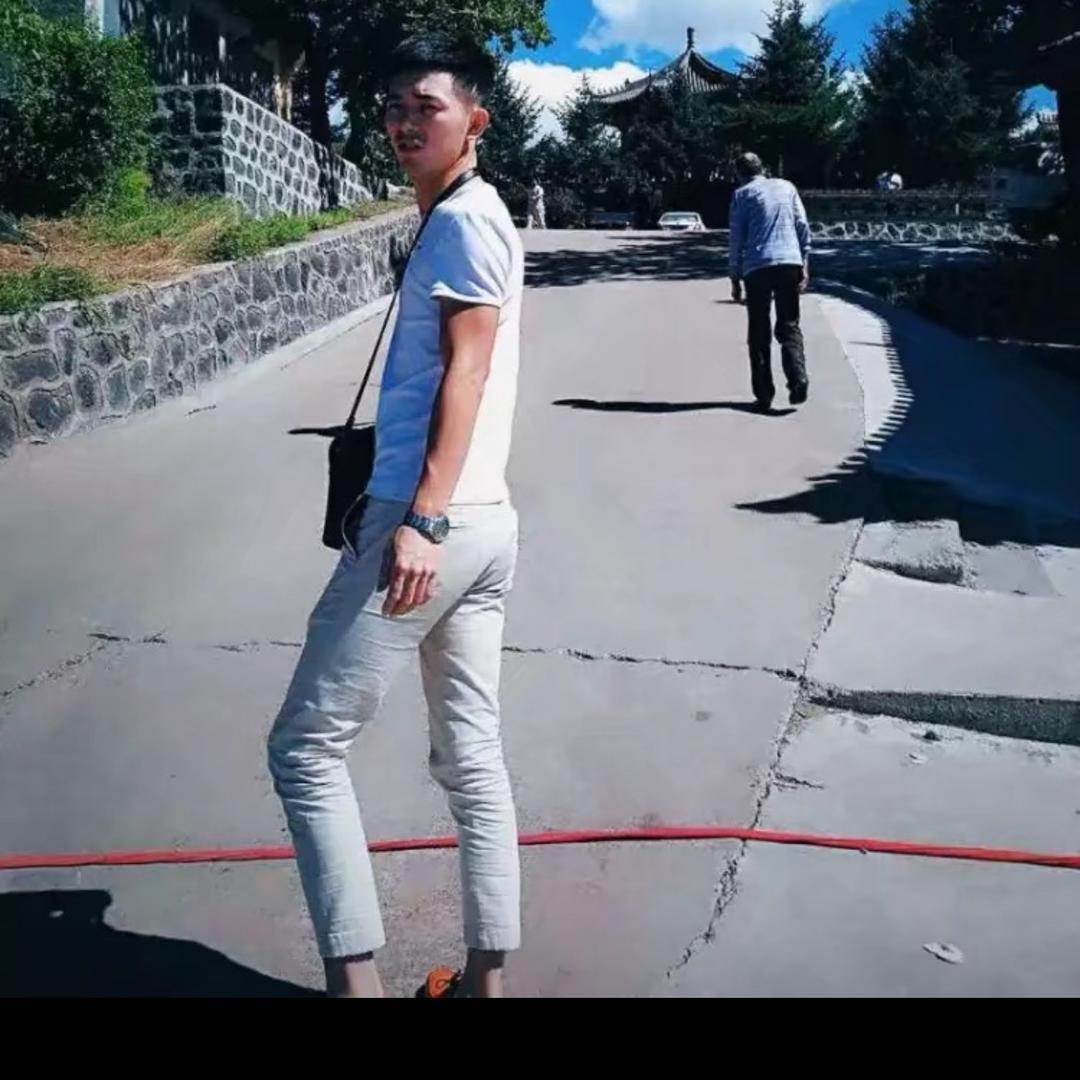 东哥。