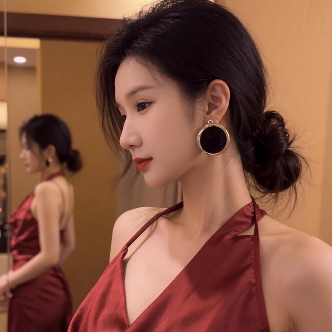 ·