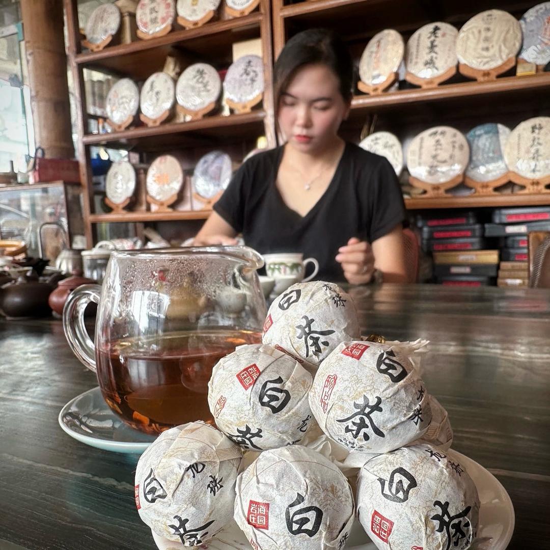 丽贤（泽贤茗品茶叶行）