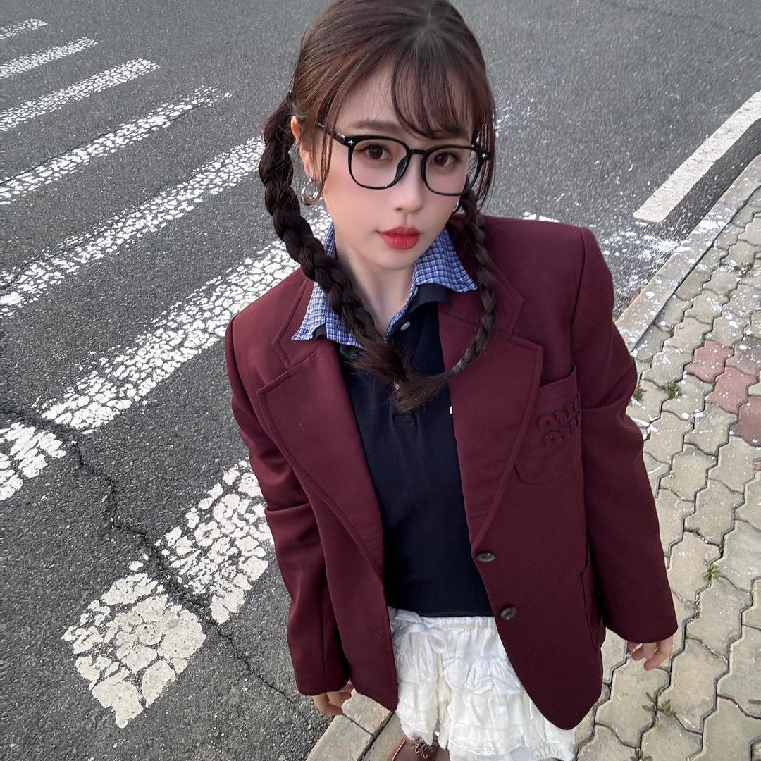 骆静语