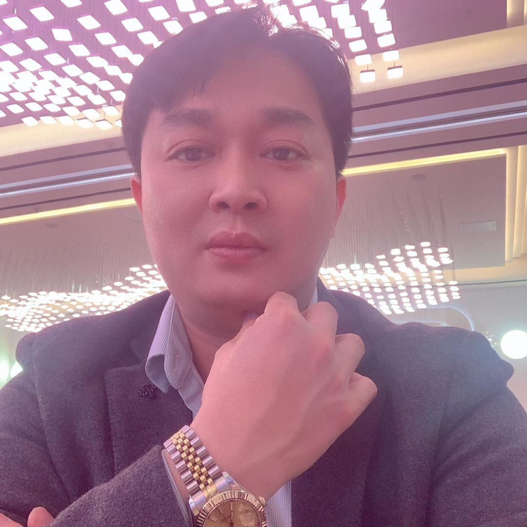 巫振宇