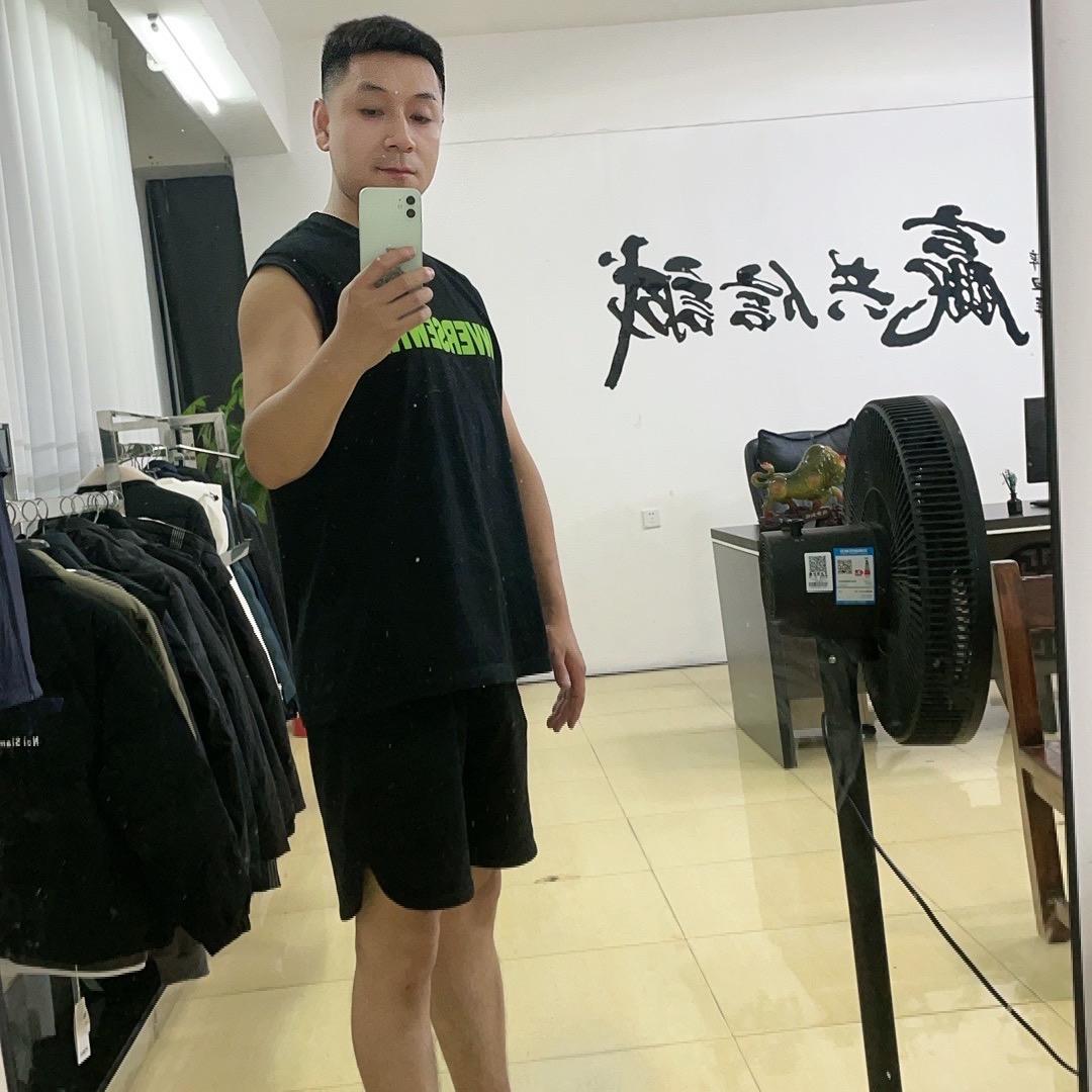 晋江蓝乔服装有限公司