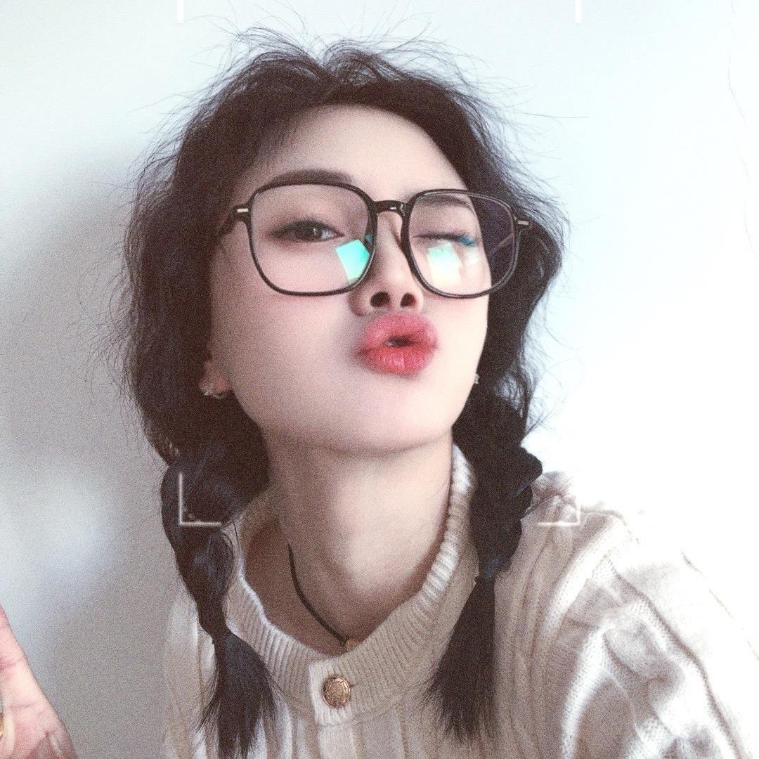 闲事部柴主任吖