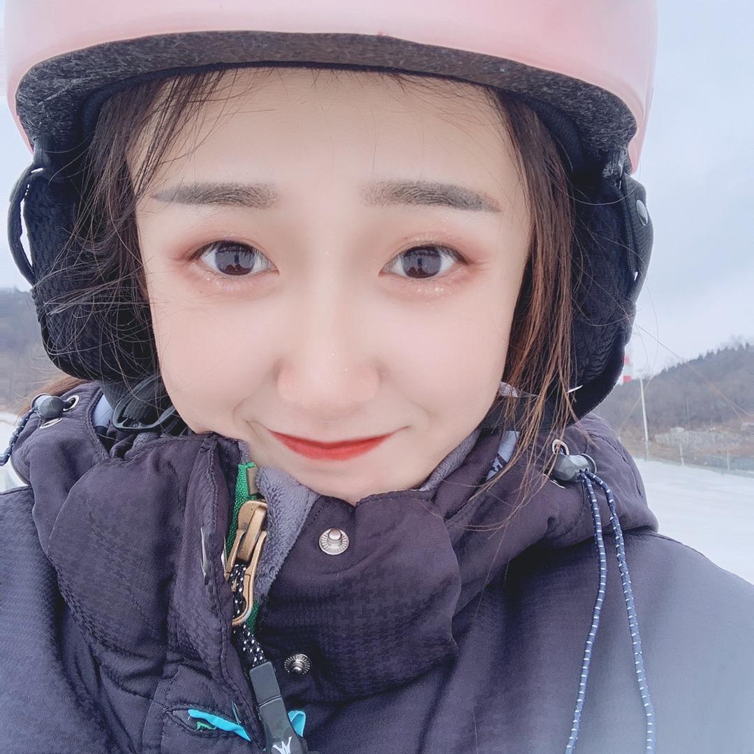 李华