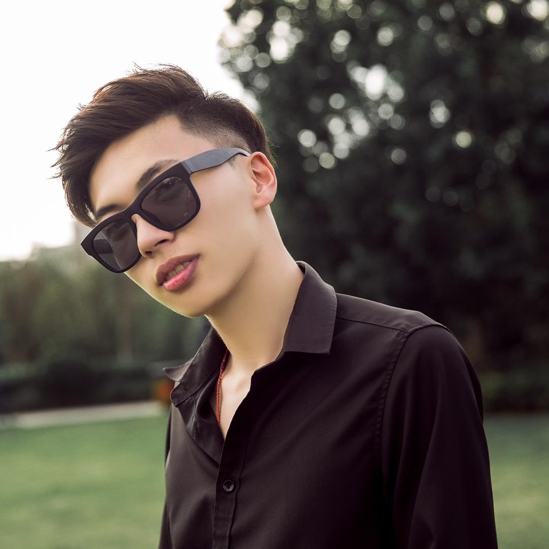 爱吃鱼的小泰迪