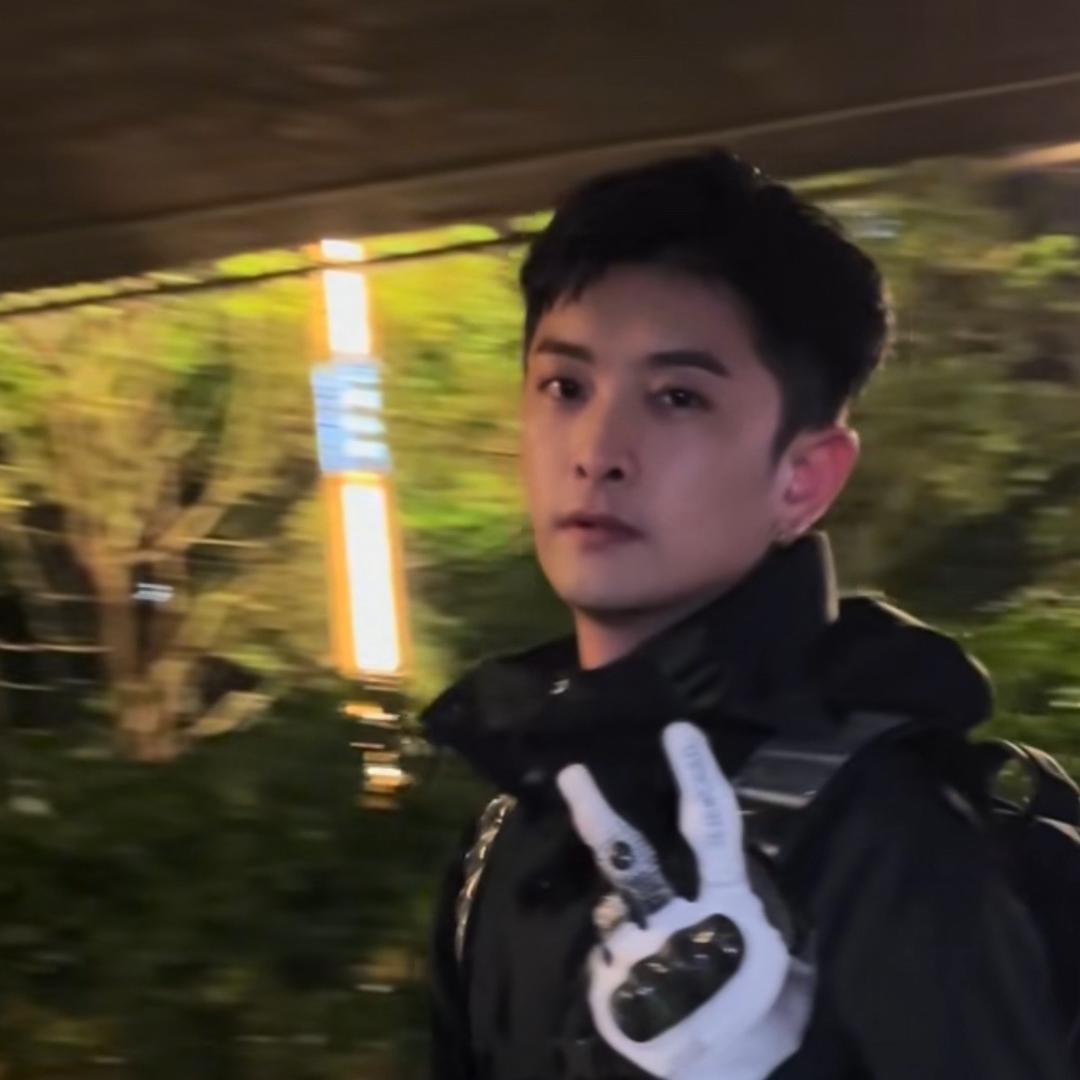 毕节｜墨佰烫发设计萧萧