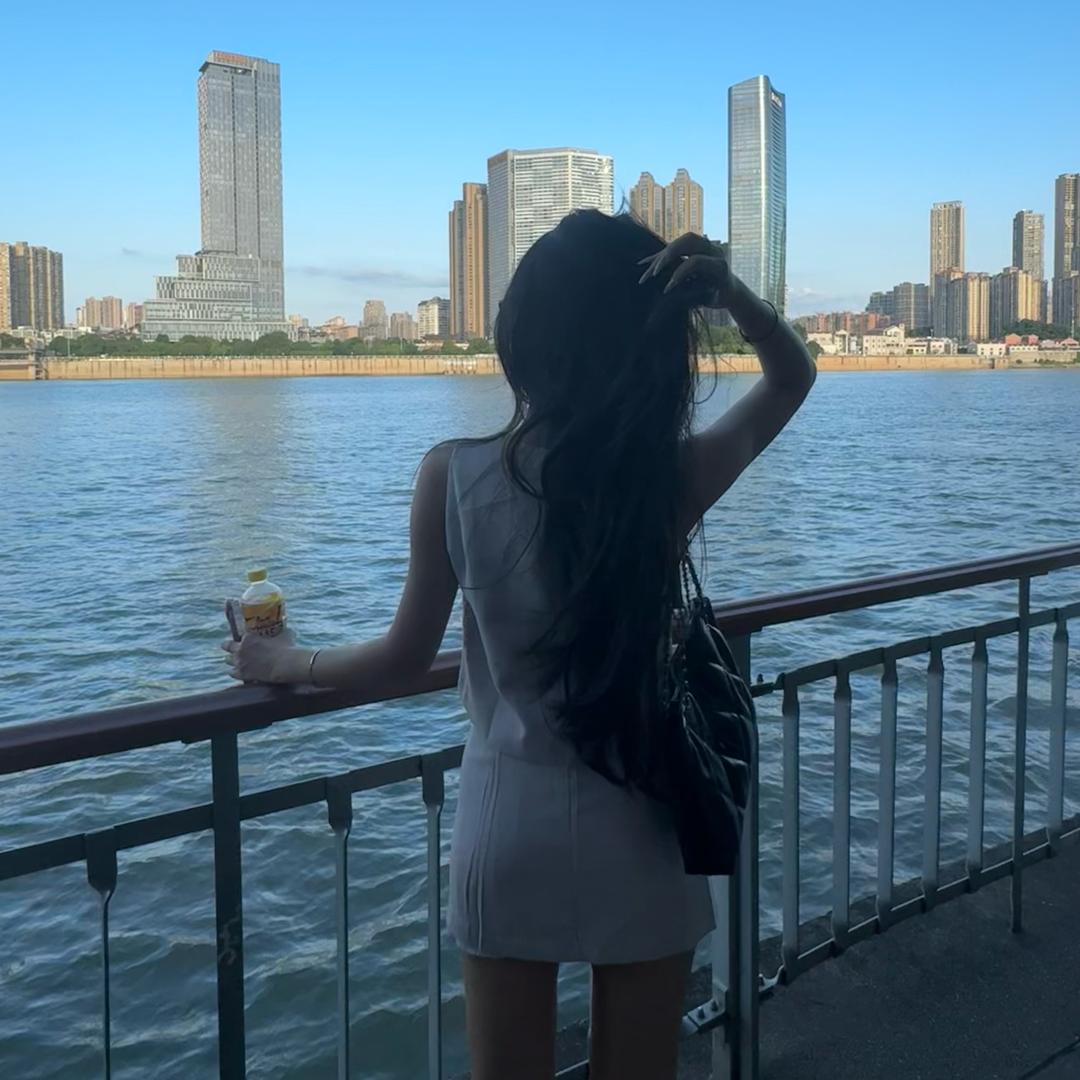 妙彤