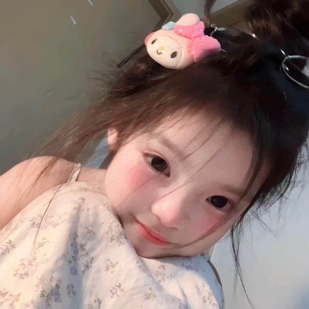 右     耳·