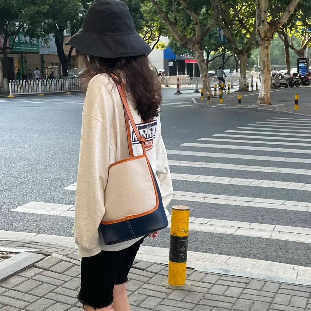 桃子味的薄荷糖