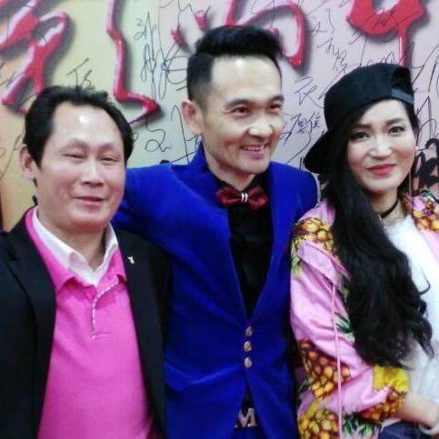 周大哥（服装百货城）（下午2 点开播）