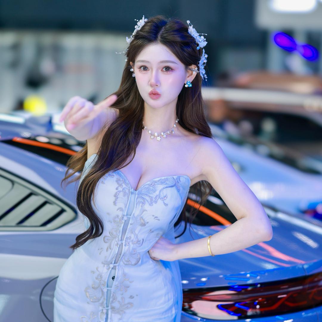 小白白👑