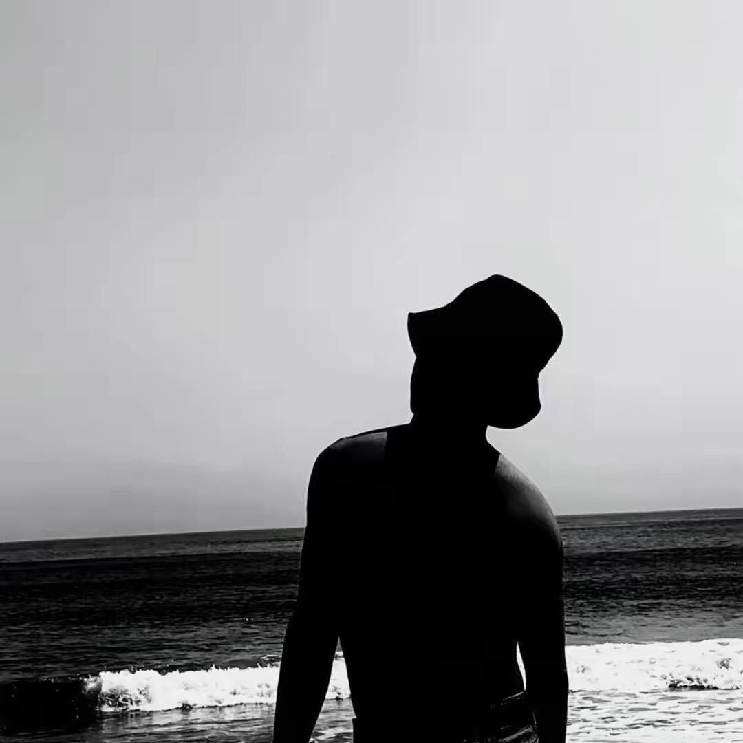伦