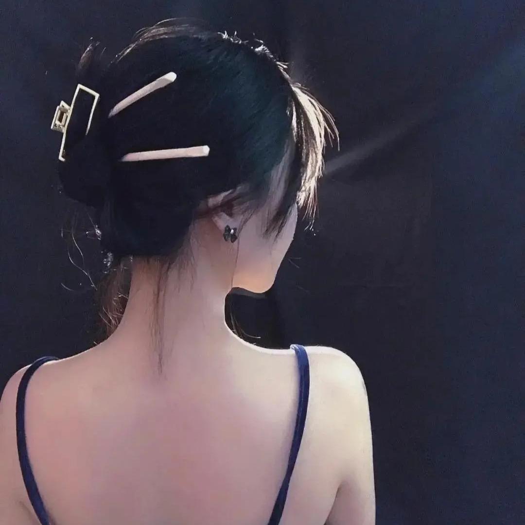 小虎牙😘