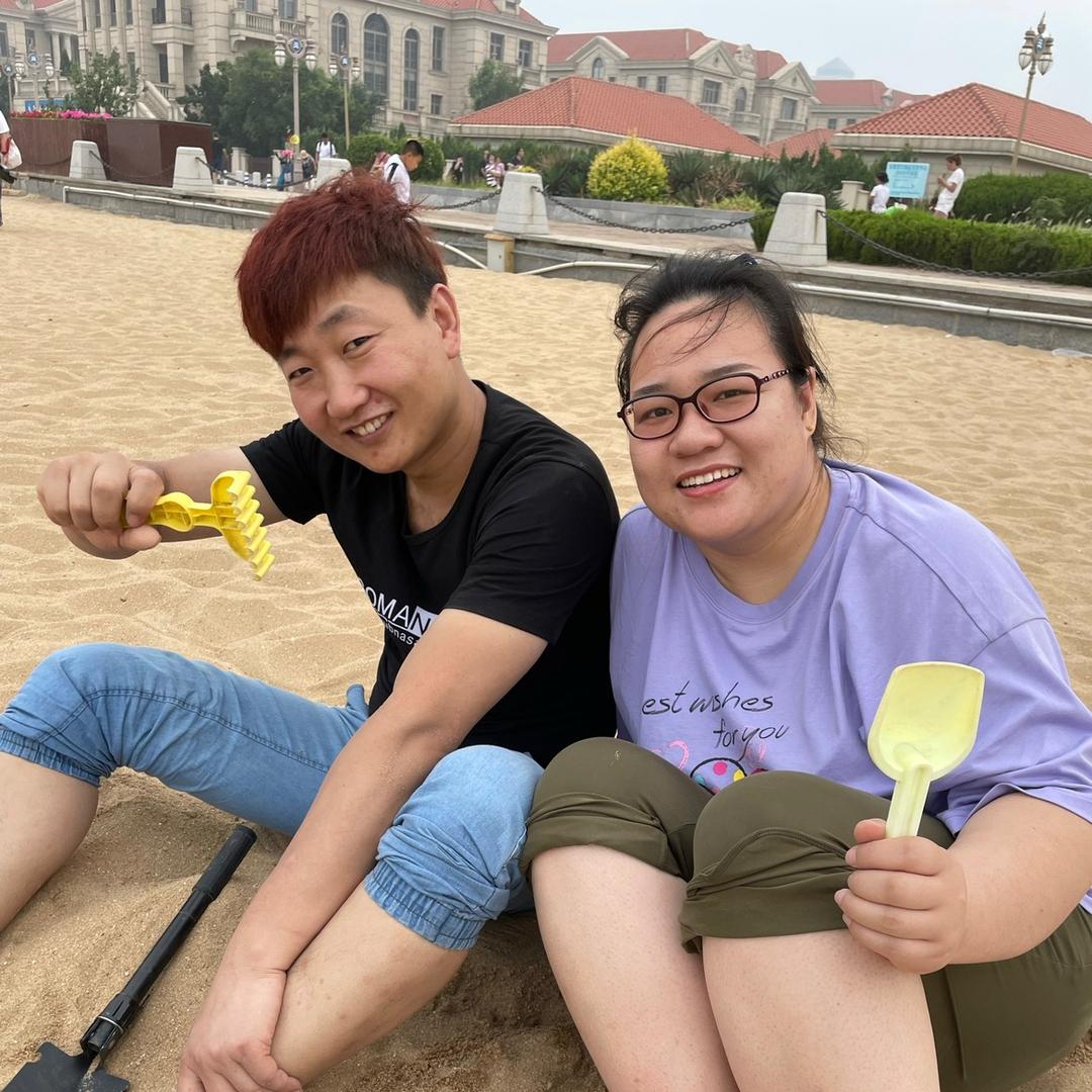 东晴夫妻逗乐