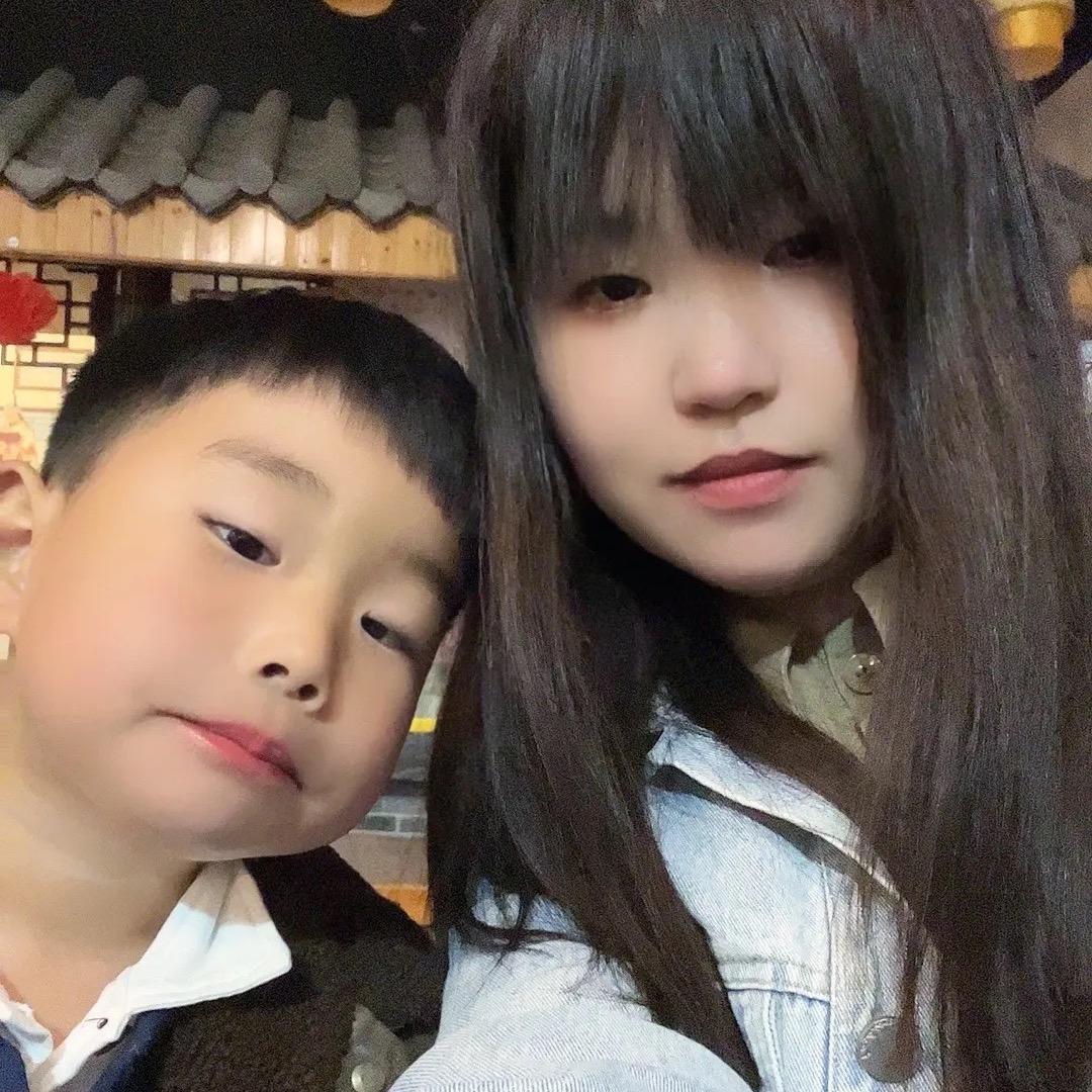 廾.匸