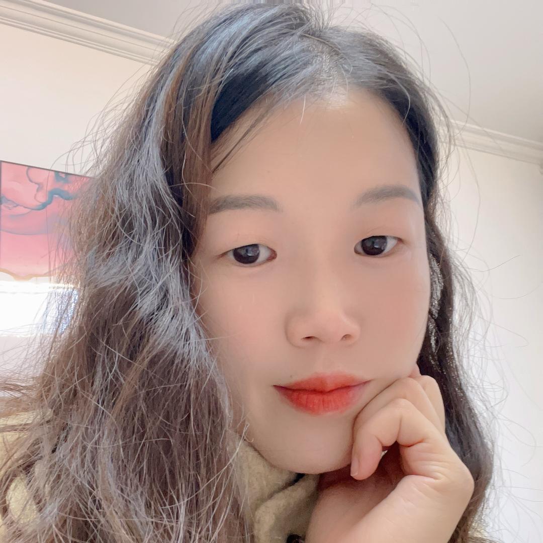 小眼睛的娟娟😍