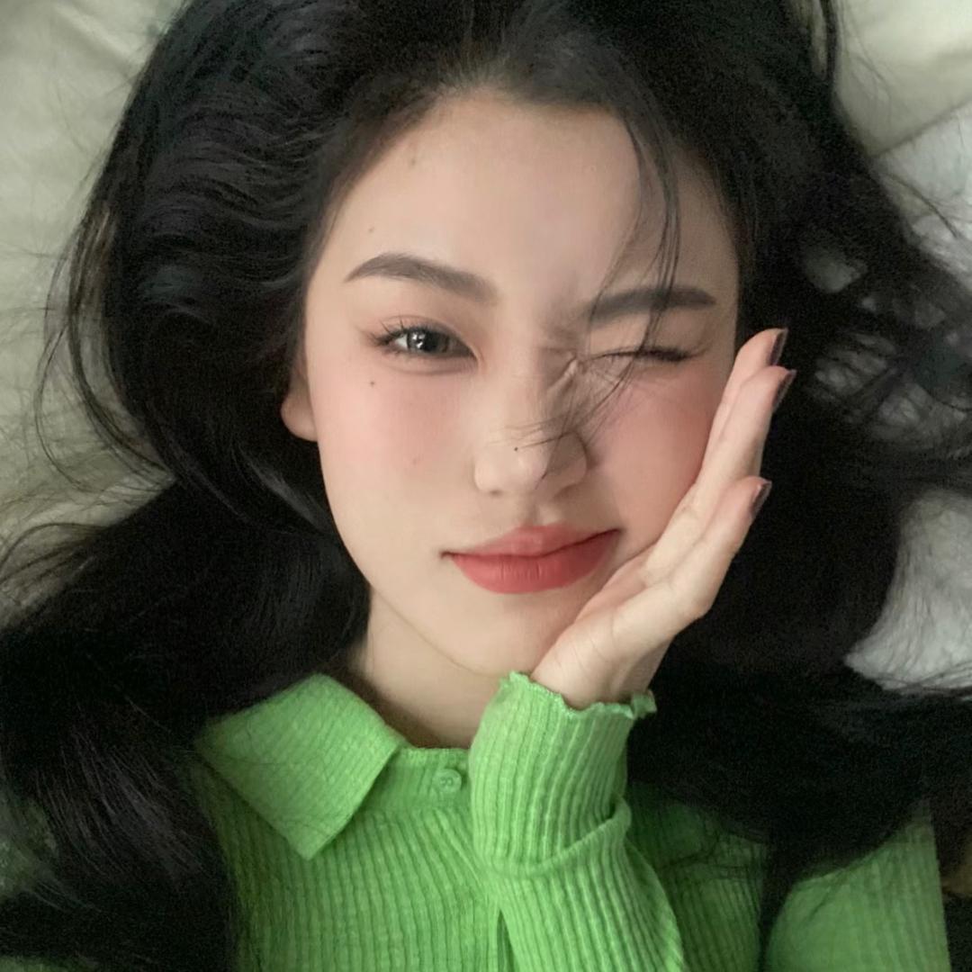 没有故事的女同学