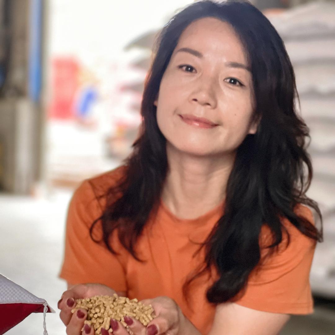 卖饲料的张美丽