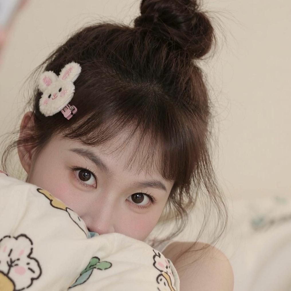 F8小姨妹(云朵夫妇助理)