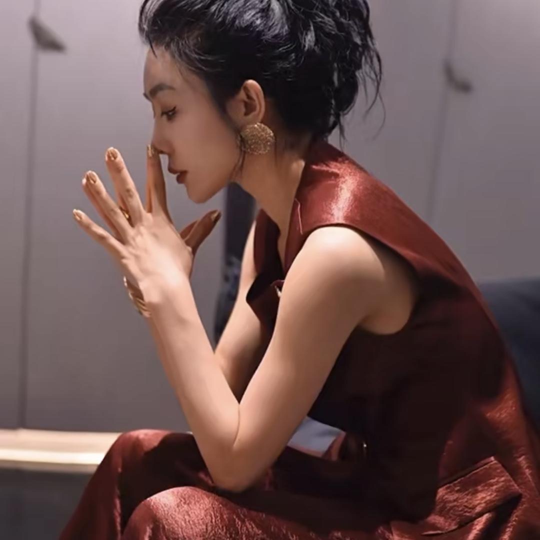 晓婉品牌折扣女装