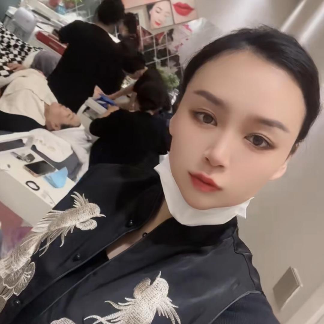 玫瑰女人（纹眉半永久）