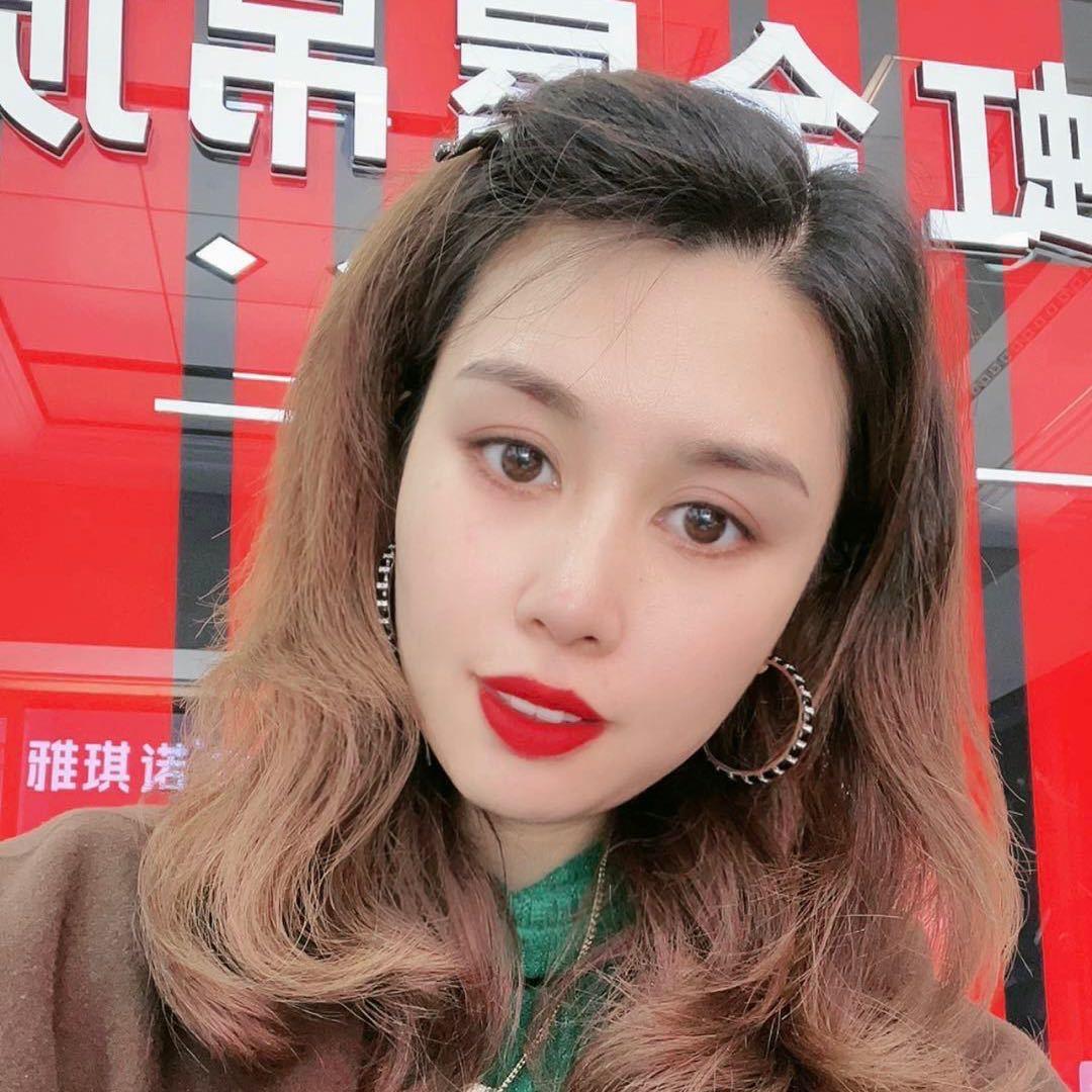 静🌸静简豪定制吊顶长虹浴霸现代人门业