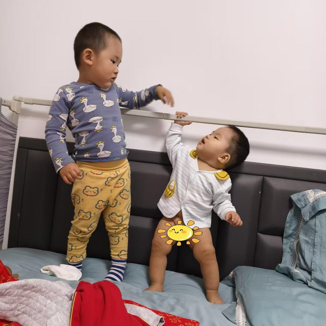 我有俩儿子😭😭