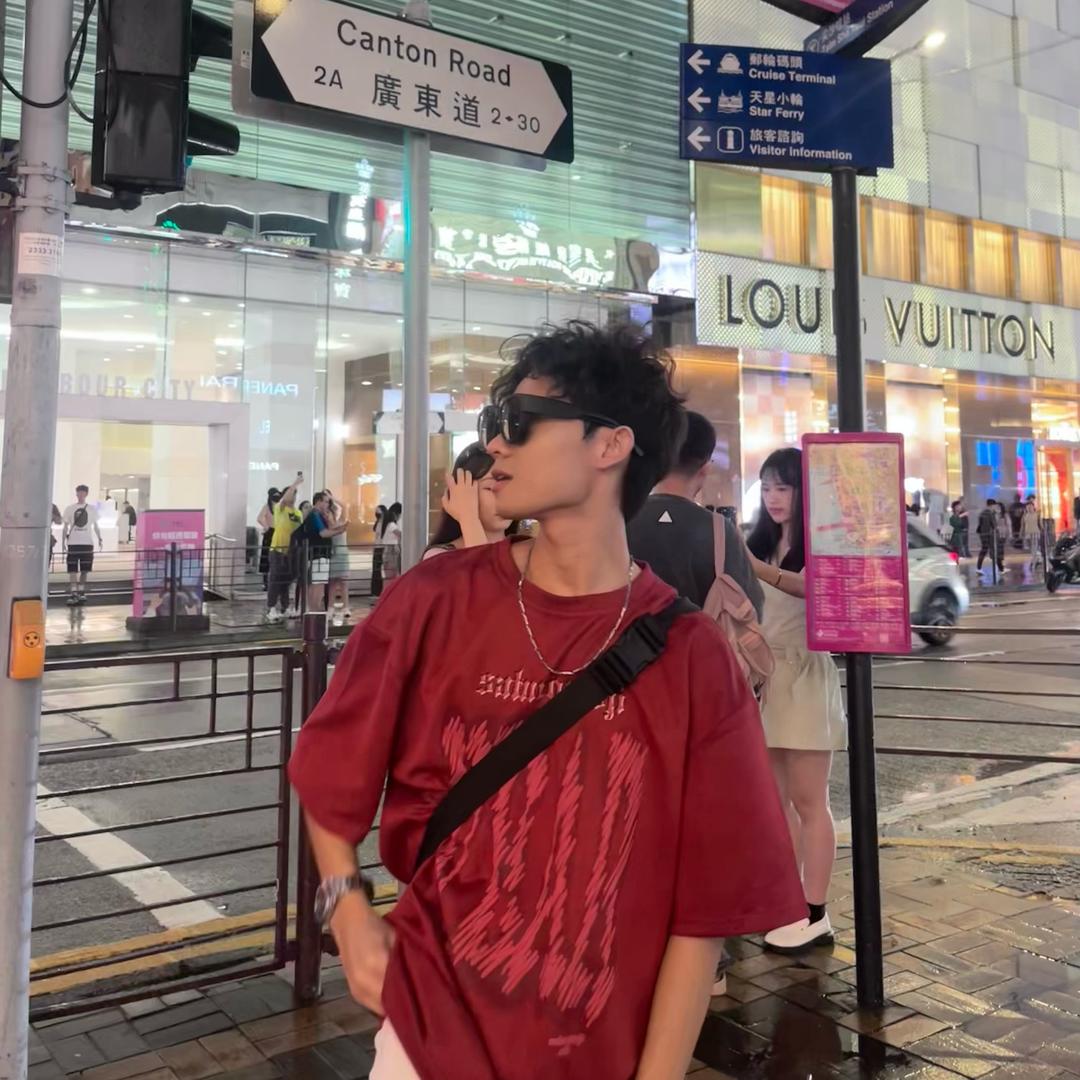 小五很爱吃鸭🌈